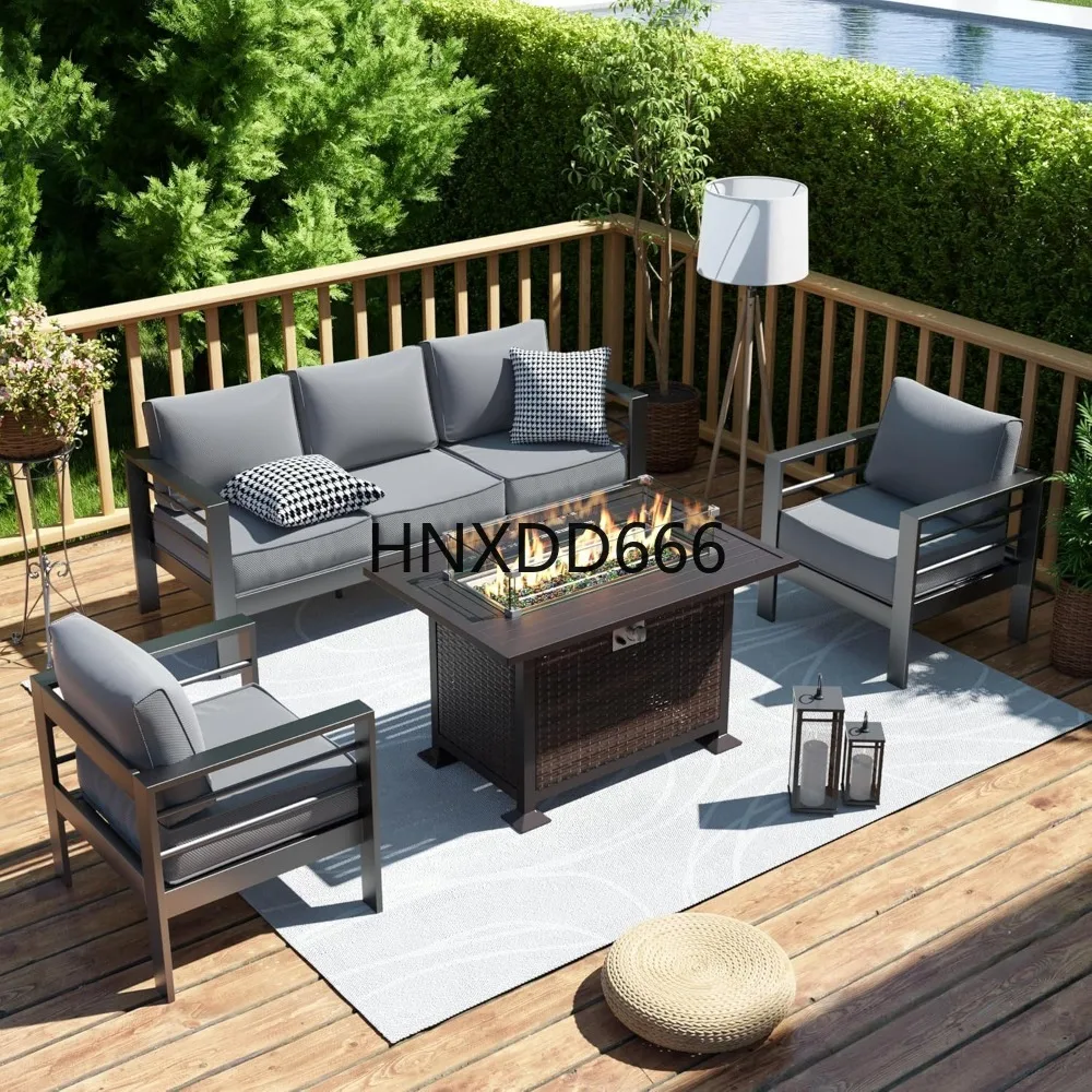 Outdoor Furniture And Fire Pit - Set Furnitur Teras dengan Meja Api,