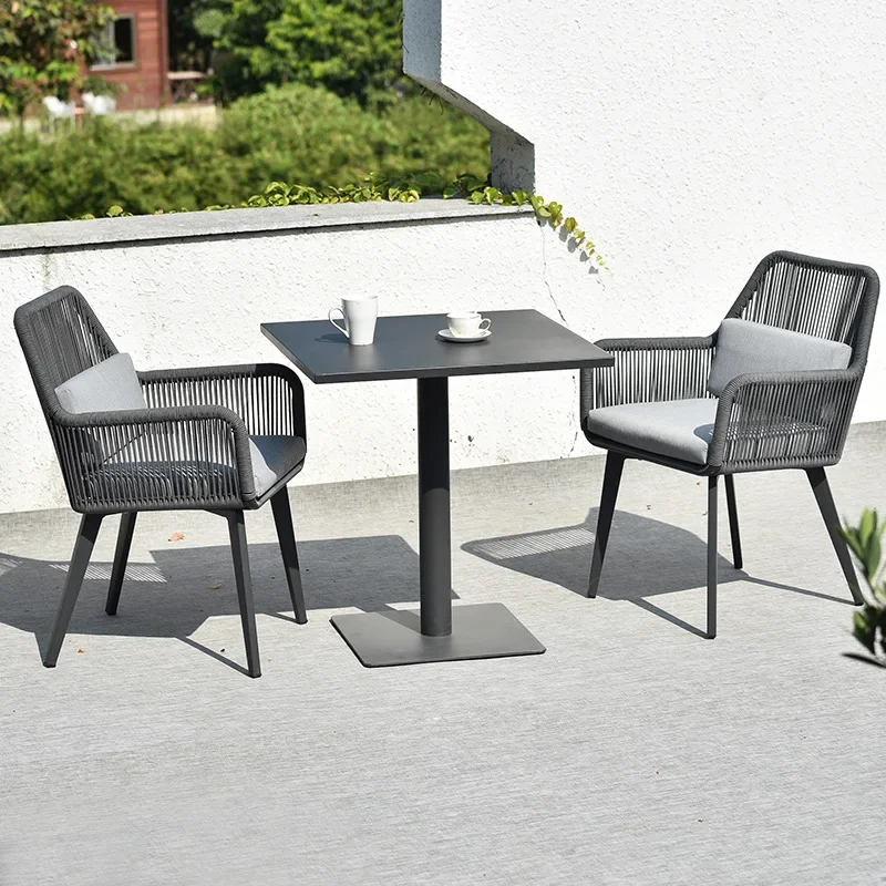 Set meja dan kursi balkon luar - Outdoor Furniture One Piece ulasan dan harga